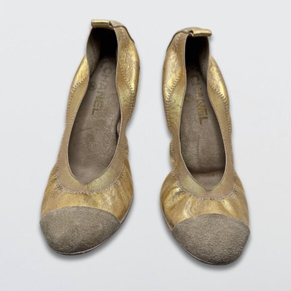 Chanel Scrunch Pumps Suede Cap Toe Leather Rubber Sole Slip-On Gold/Grey 41.5 - Picture 3 of 16